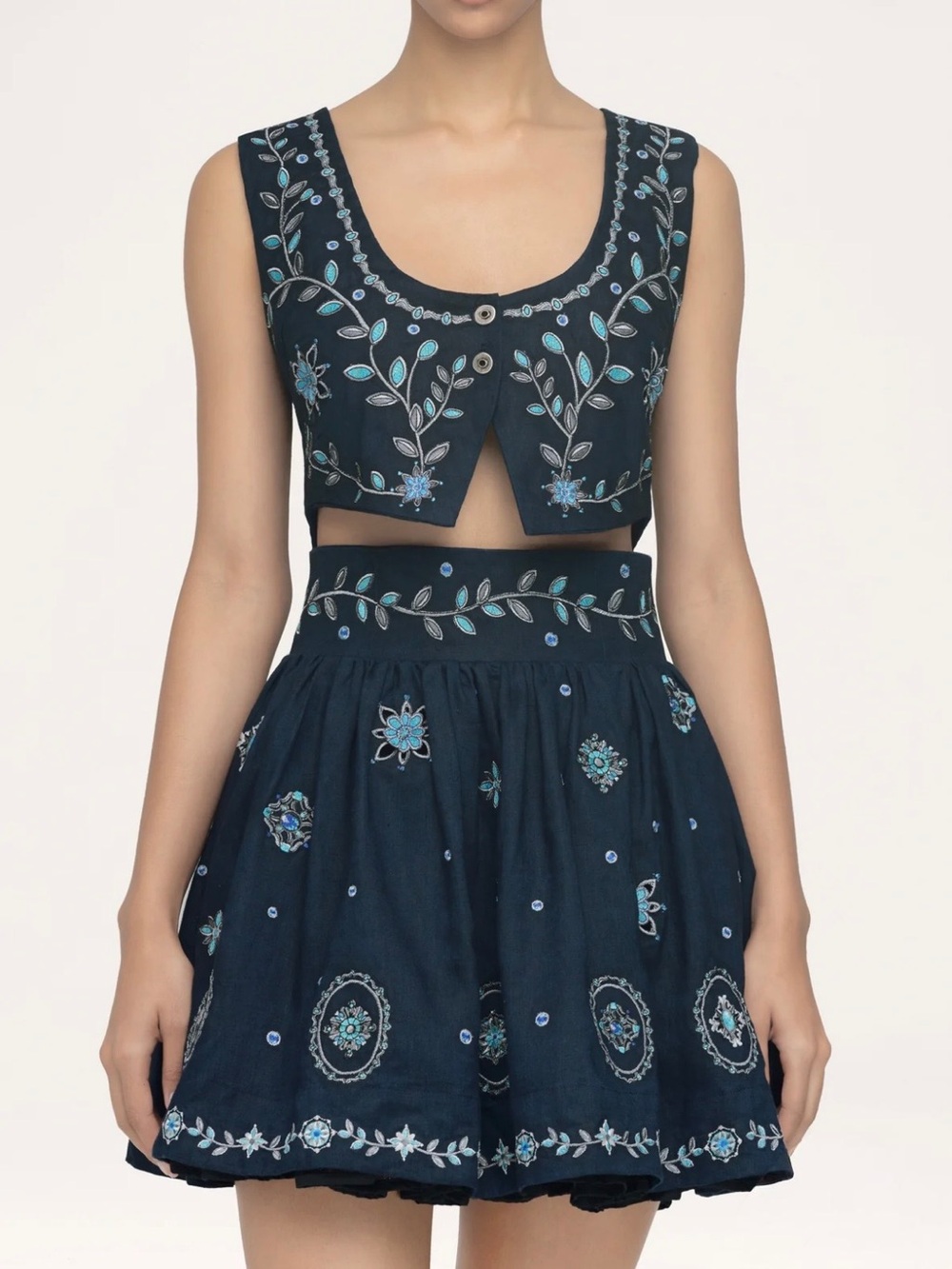 Agua by Agua Bendita Nori Relicario Embroidered Linen Mini Skirt NWT Sz S - Picture 3 of 15